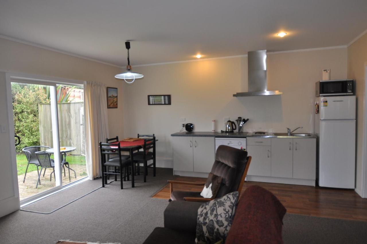 Watson'S Cottage Masterton Exterior photo